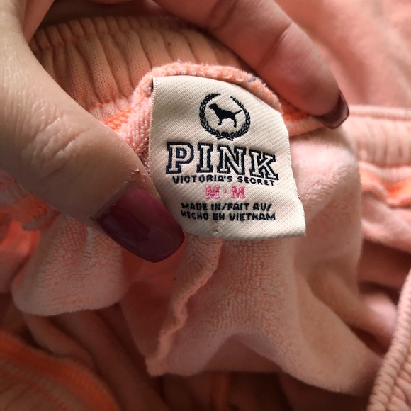 LAST CHANCE PINK Victoria’s Secret sweatpants - Picture 5 of 8